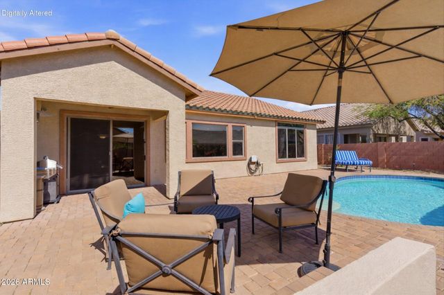 4821 E KIRKLAND Road, Phoenix, AZ 85054