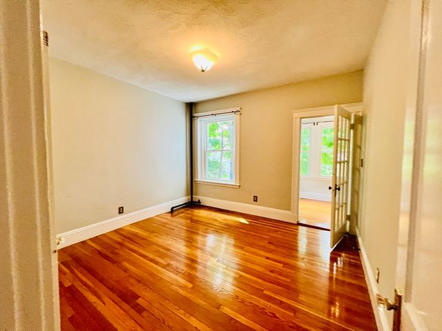 138 Fuller St 3, Brookline, MA 02446