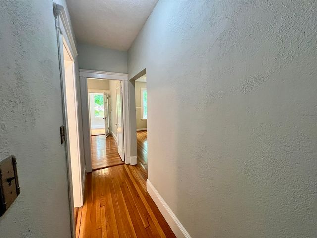 138 Fuller St 3, Brookline, MA 02446