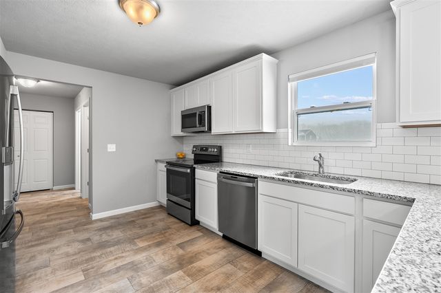 47805 Silver Oaks, Mattawan, MI 49071