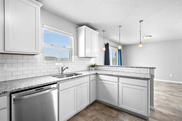 47805 Silver Oaks, Mattawan, MI 49071