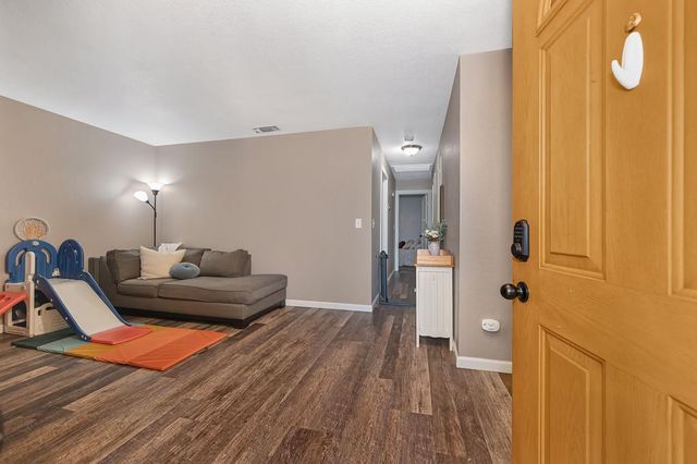 4463 San Juan Ave, Fair Oaks, CA 95628