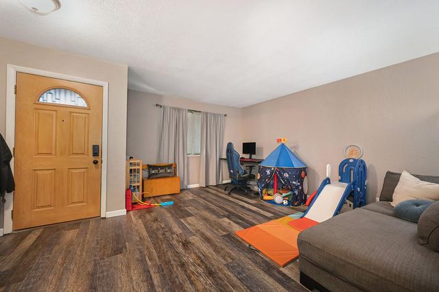 4463 San Juan Ave, Fair Oaks, CA 95628