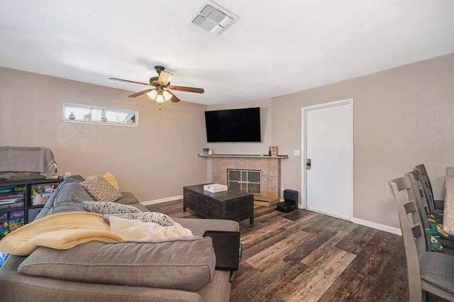 4463 San Juan Ave, Fair Oaks, CA 95628