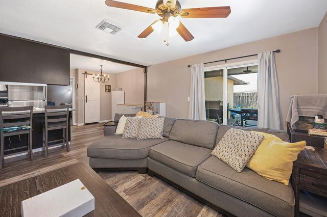 4463 San Juan Ave, Fair Oaks, CA 95628