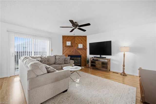 2225 Kleen ST, Virginia Beach, VA 23451