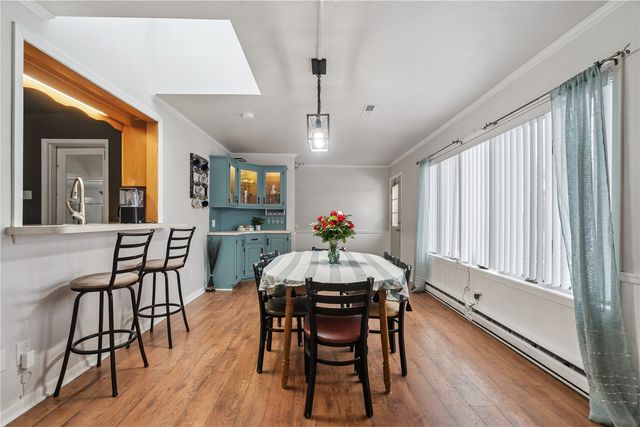 348 24th Avenue SW, Cedar Rapids, IA 52404