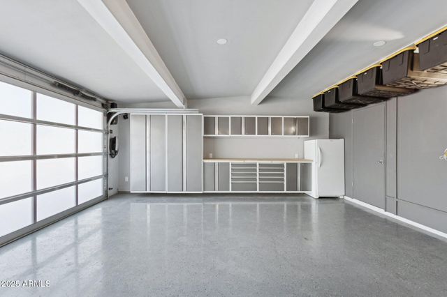 2055 W WINDSOR Avenue, Phoenix, AZ 85009