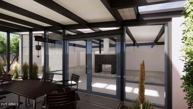 2055 W WINDSOR Avenue, Phoenix, AZ 85009