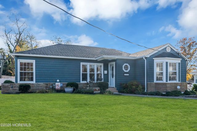 294 Leonardville Road, Belford, NJ 07718