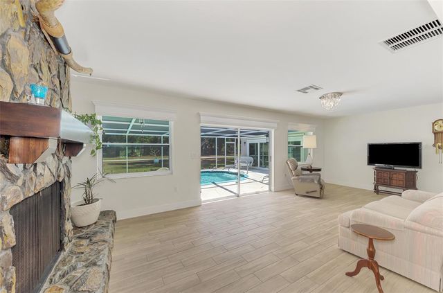 1620 MISSION VALLEY BOULEVARD, Nokomis, FL 34275