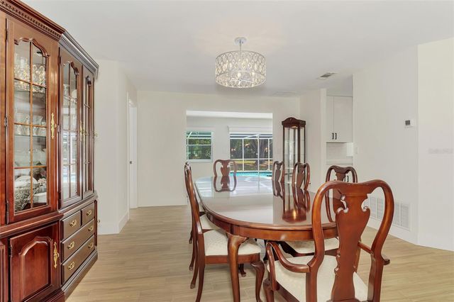 1620 MISSION VALLEY BOULEVARD, Nokomis, FL 34275