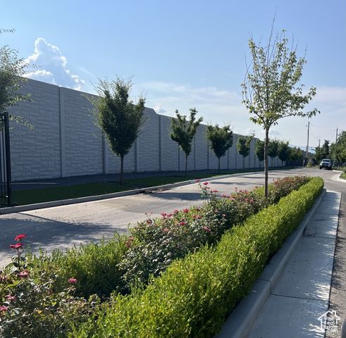 1236 E 100 S, Fruit Heights, UT 84037