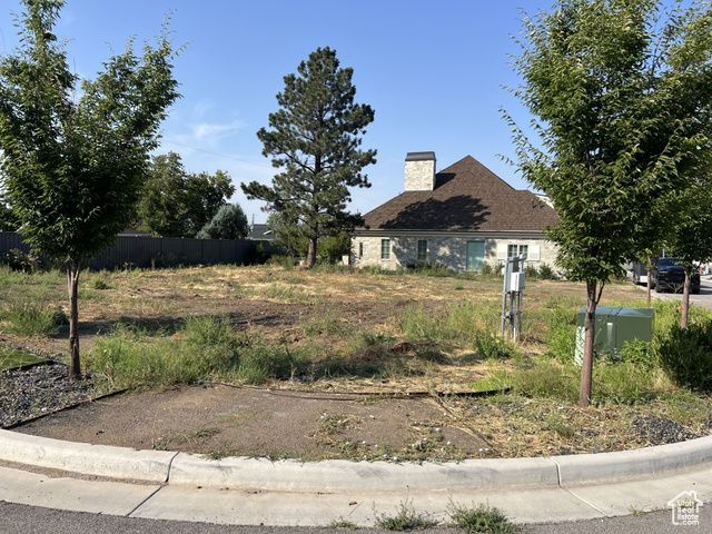 1236 E 100 S, Fruit Heights, UT 84037