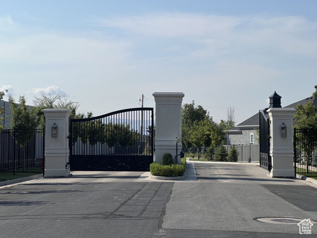 1236 E 100 S, Fruit Heights, UT 84037