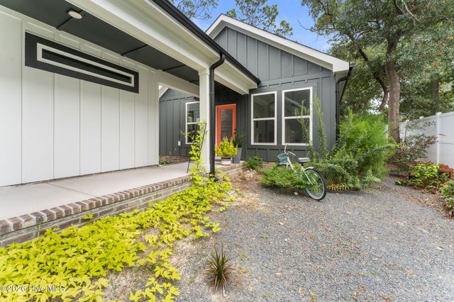 110 Highland Park Avenue, Southport, NC 28461