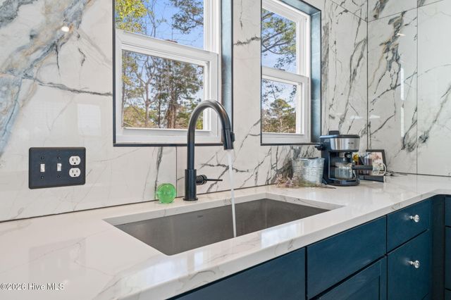 110 Highland Park Avenue, Southport, NC 28461