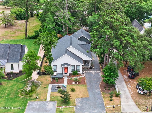 110 Highland Park Avenue, Southport, NC 28461