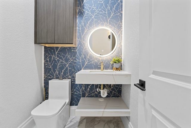 2011 Community Lane, Midland, TX 79701