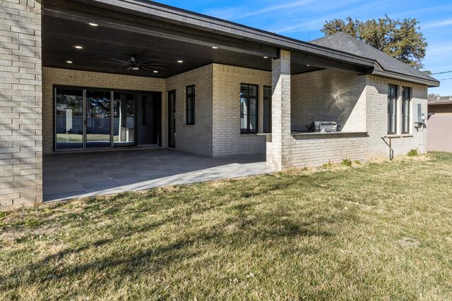 2011 Community Lane, Midland, TX 79701