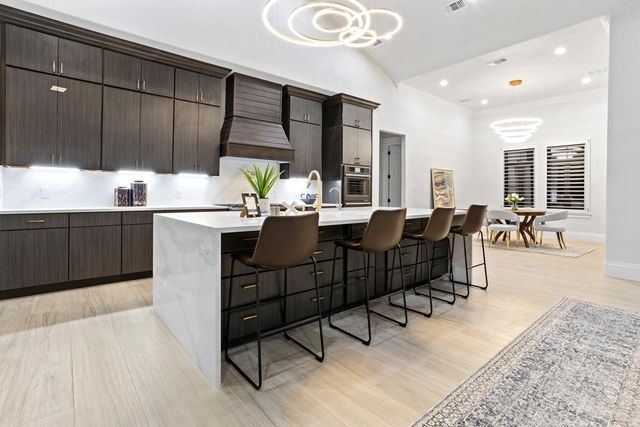 2011 Community Lane, Midland, TX 79701