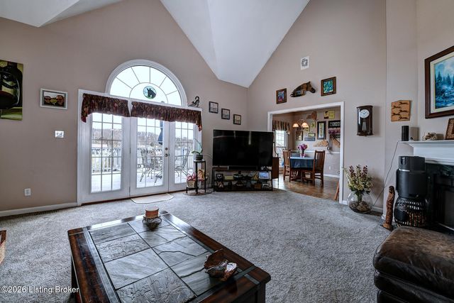 328 Brooks Ln, Simpsonville, KY 40067