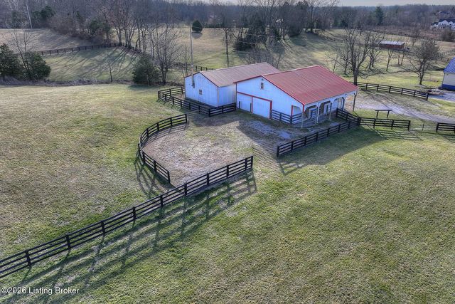 328 Brooks Ln, Simpsonville, KY 40067