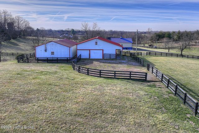 328 Brooks Ln, Simpsonville, KY 40067