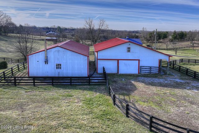 328 Brooks Ln, Simpsonville, KY 40067