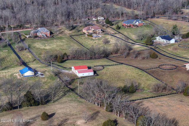 328 Brooks Ln, Simpsonville, KY 40067