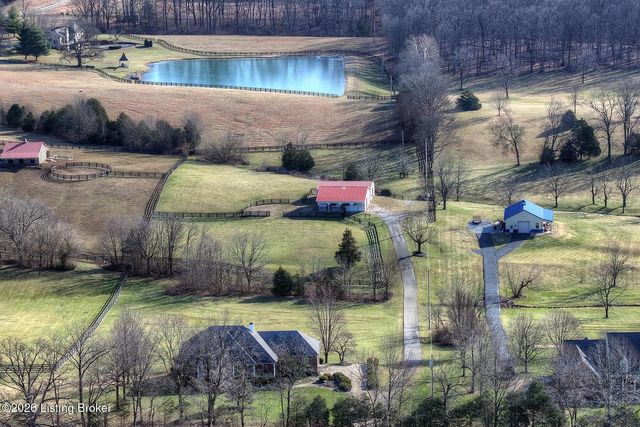 328 Brooks Ln, Simpsonville, KY 40067