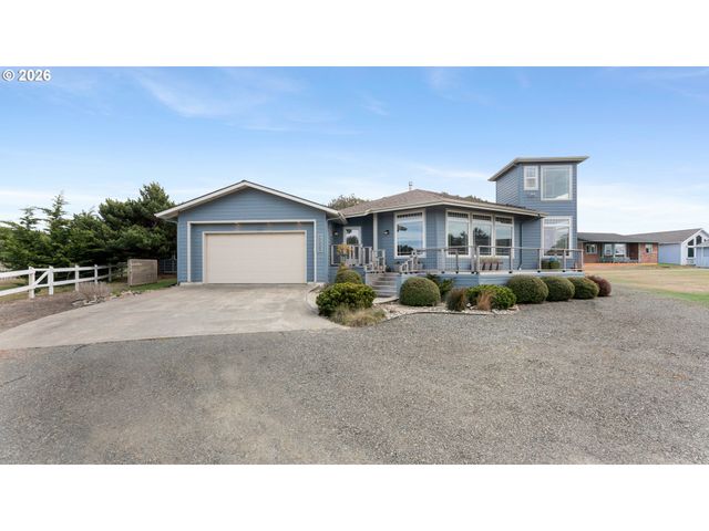 3868 GRANT Pl, Bandon, OR 97411