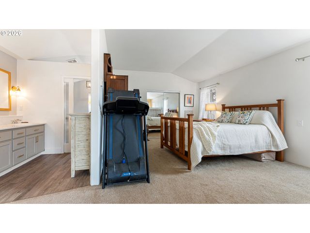 3868 GRANT Pl, Bandon, OR 97411