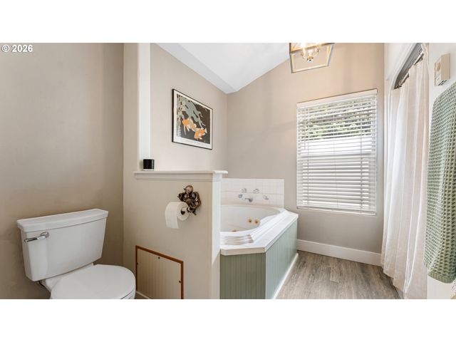 3868 GRANT Pl, Bandon, OR 97411