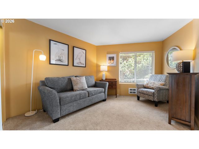 3868 GRANT Pl, Bandon, OR 97411