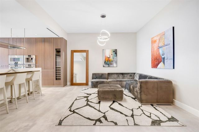 18501 Collins Ave 2502, Sunny Isles Beach, FL 33160