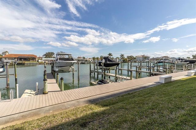 223 ISLAND WAY 4A, Clearwater, FL 33767