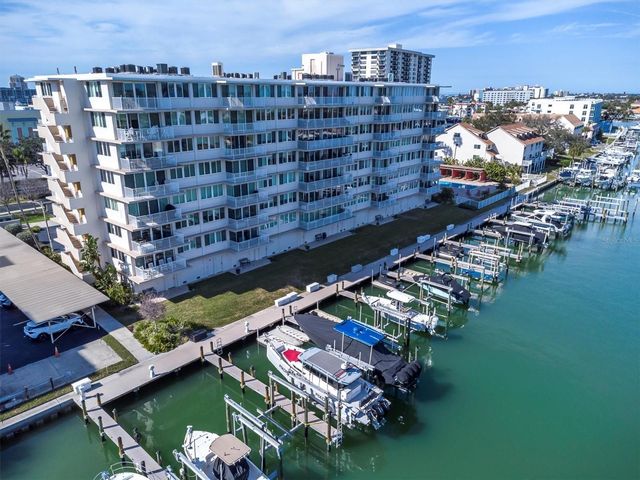 223 ISLAND WAY 4A, Clearwater, FL 33767