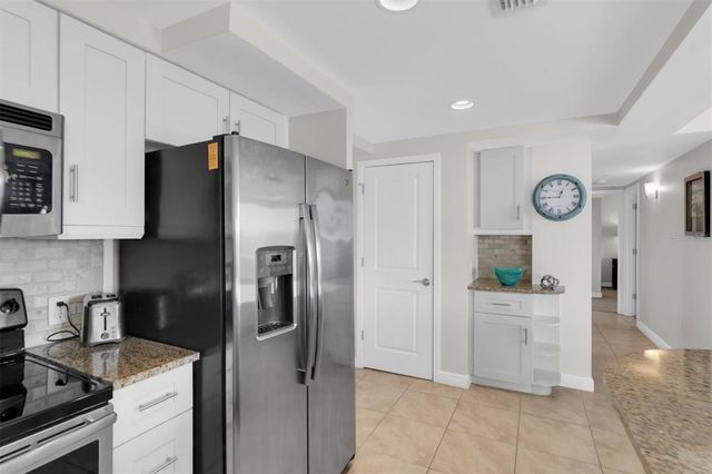 223 ISLAND WAY 4A, Clearwater, FL 33767