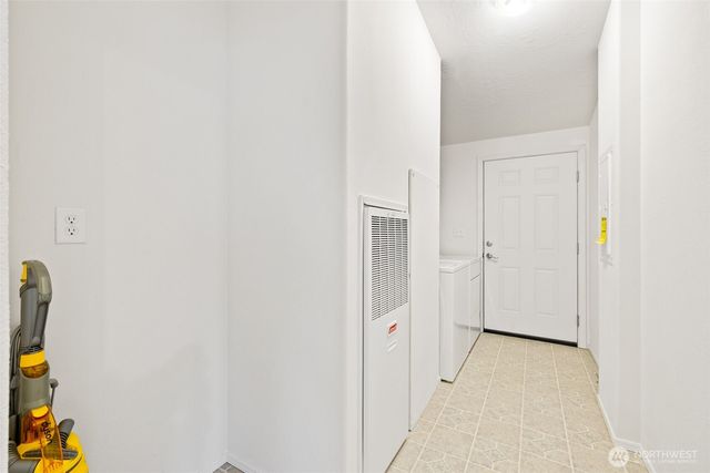 507 N 7th Avenue, Sequim, WA 98382