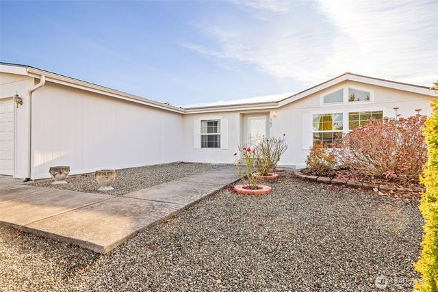 507 N 7th Avenue, Sequim, WA 98382