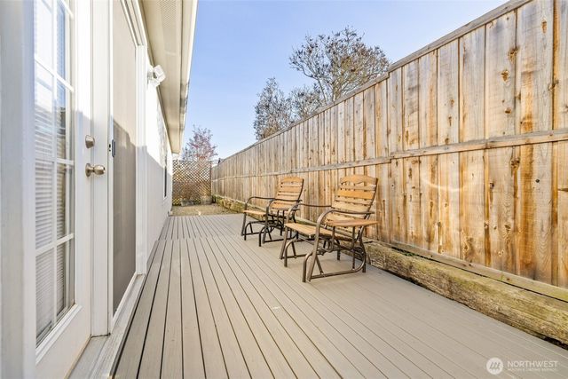 507 N 7th Avenue, Sequim, WA 98382