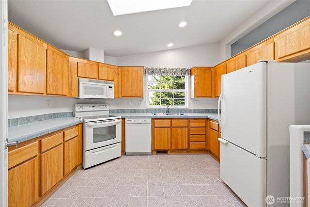 507 N 7th Avenue, Sequim, WA 98382