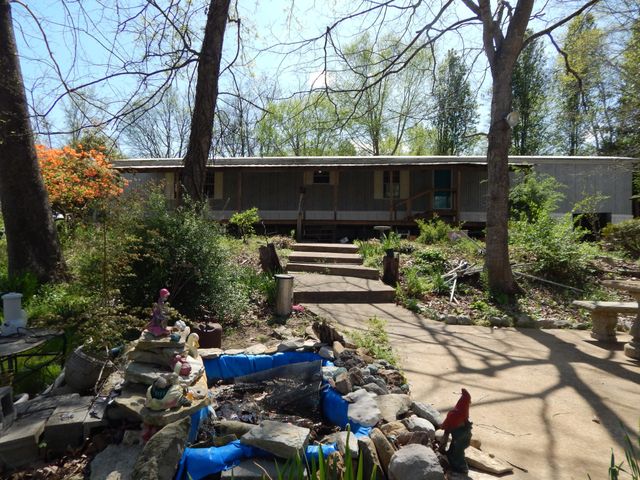 999 Kilburn Hollow Rd, Waynesboro, TN 38485