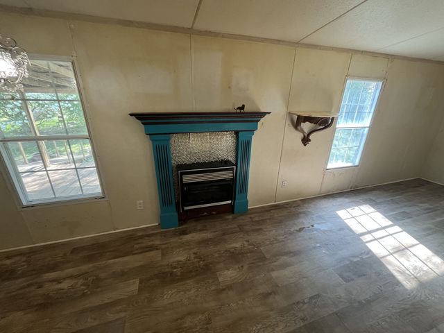 999 Kilburn Hollow Rd, Waynesboro, TN 38485