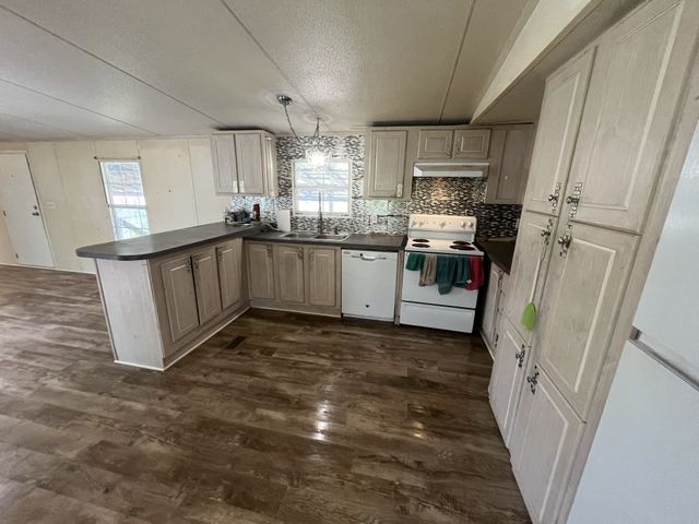 999 Kilburn Hollow Rd, Waynesboro, TN 38485