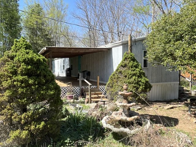 999 Kilburn Hollow Rd, Waynesboro, TN 38485