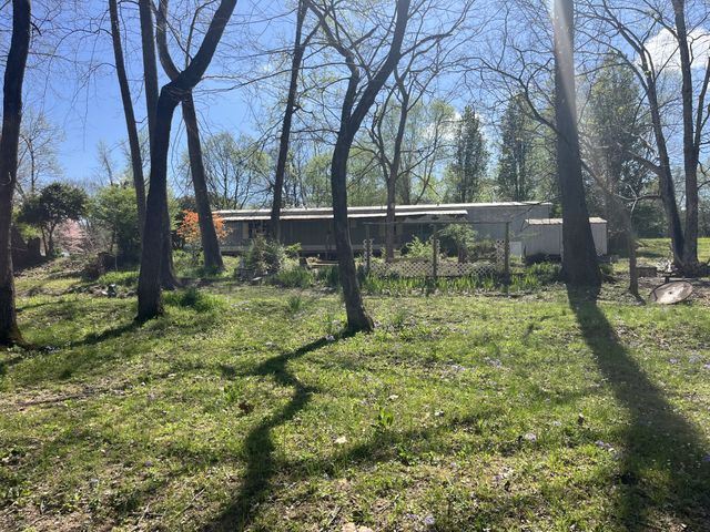 999 Kilburn Hollow Rd, Waynesboro, TN 38485