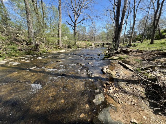 999 Kilburn Hollow Rd, Waynesboro, TN 38485