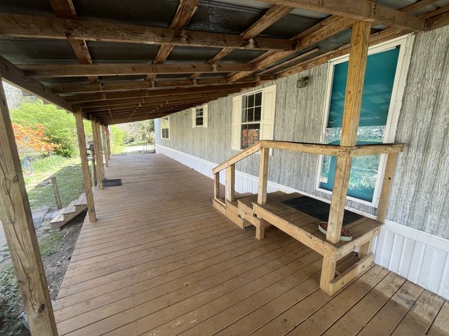 999 Kilburn Hollow Rd, Waynesboro, TN 38485